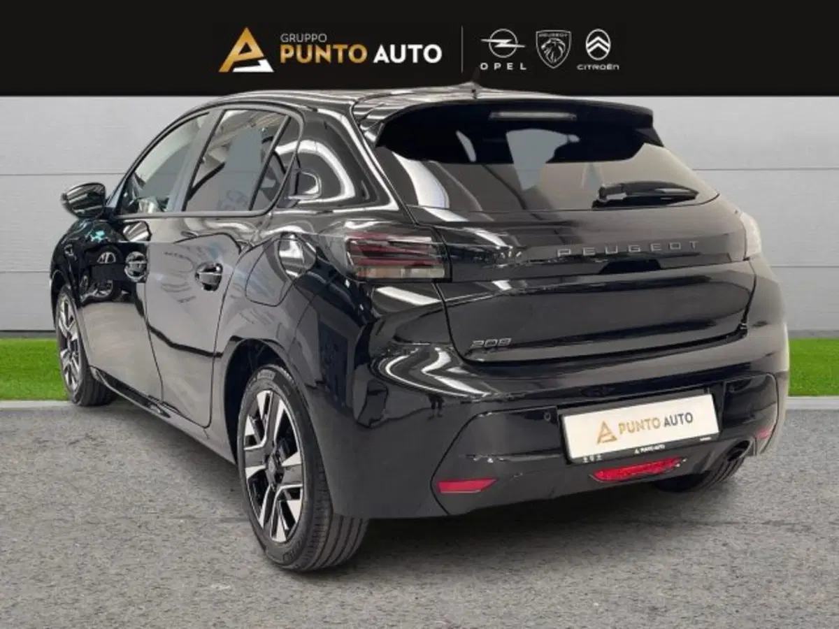 Peugeot 208 nuova a Ancona (5)