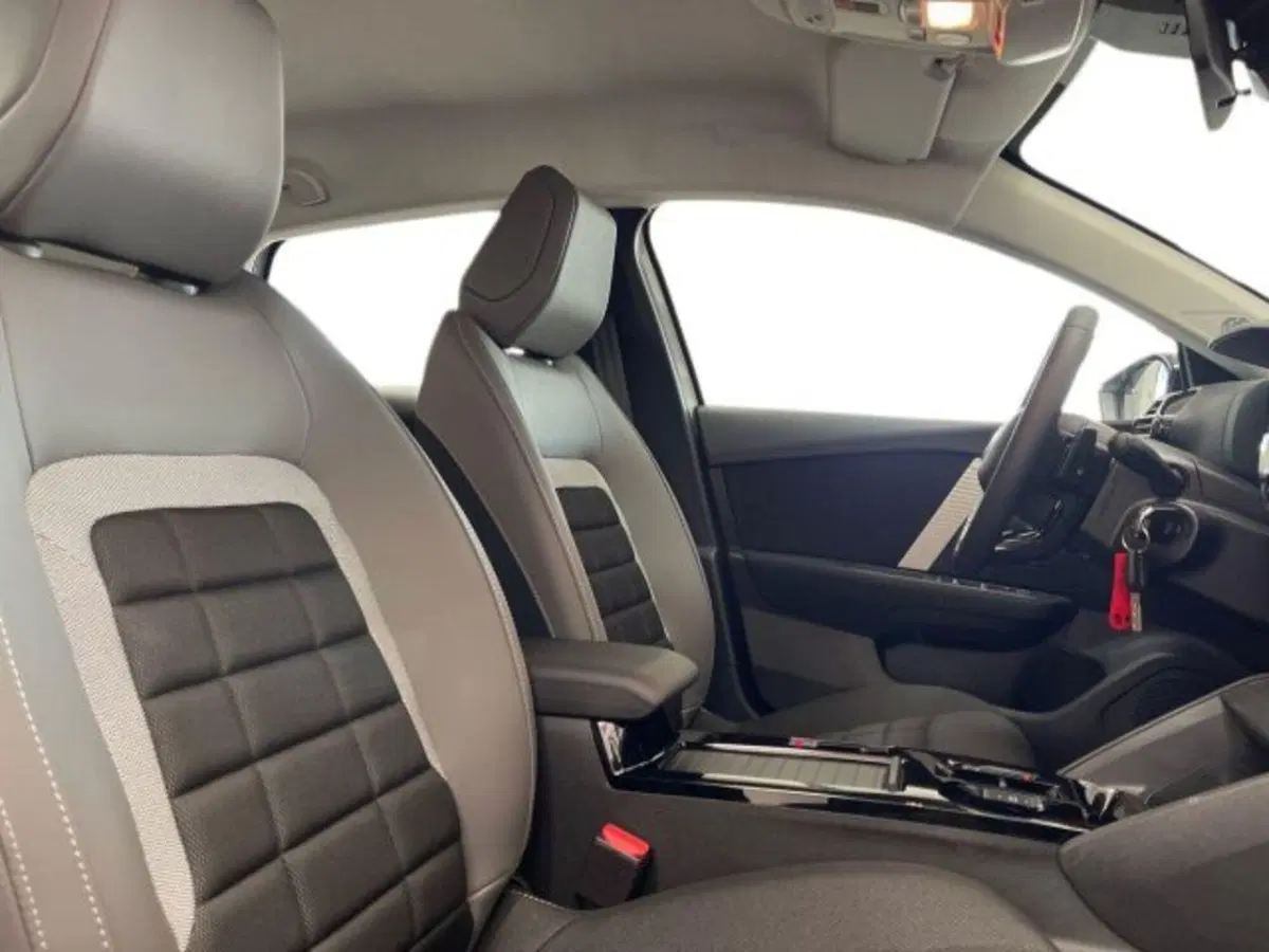Citroen C4 nuova a Ancona (16)