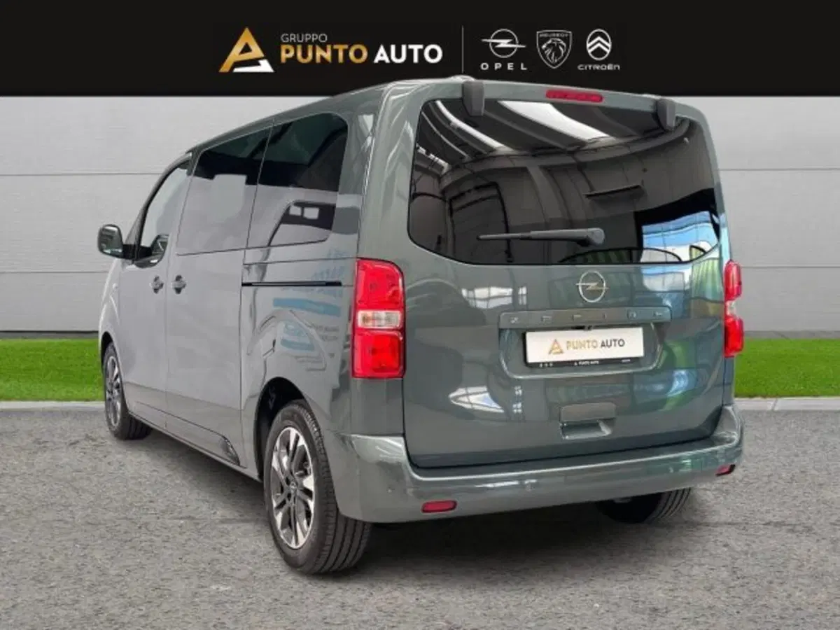 Opel Zafira Life nuova a Ancona (5)