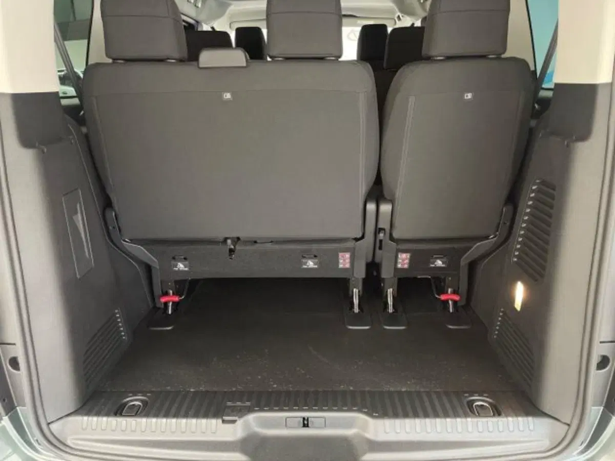 Opel Zafira Life nuova a Ancona (7)