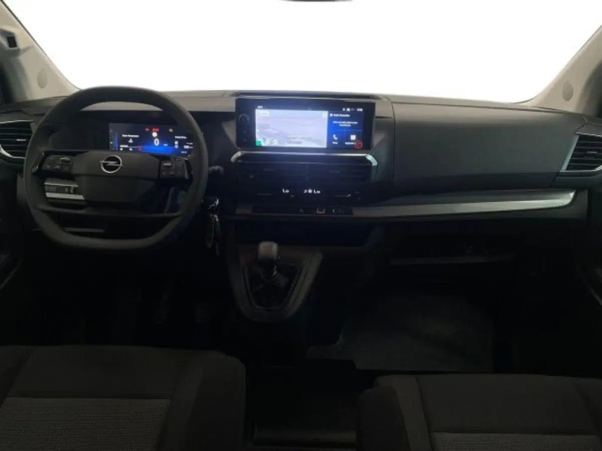 Opel Zafira Life nuova a Ancona (11)