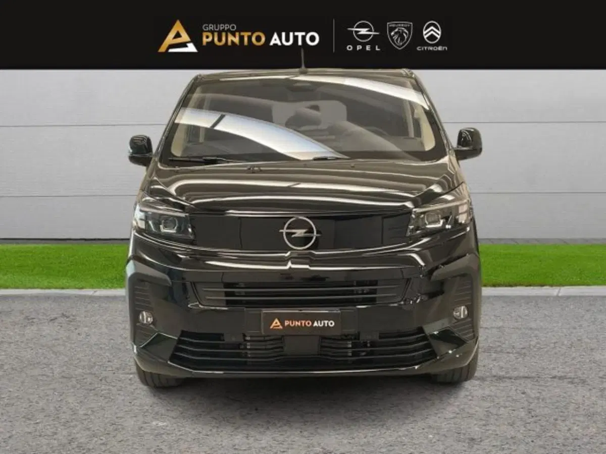 Opel Zafira Life nuova a Ancona (2)