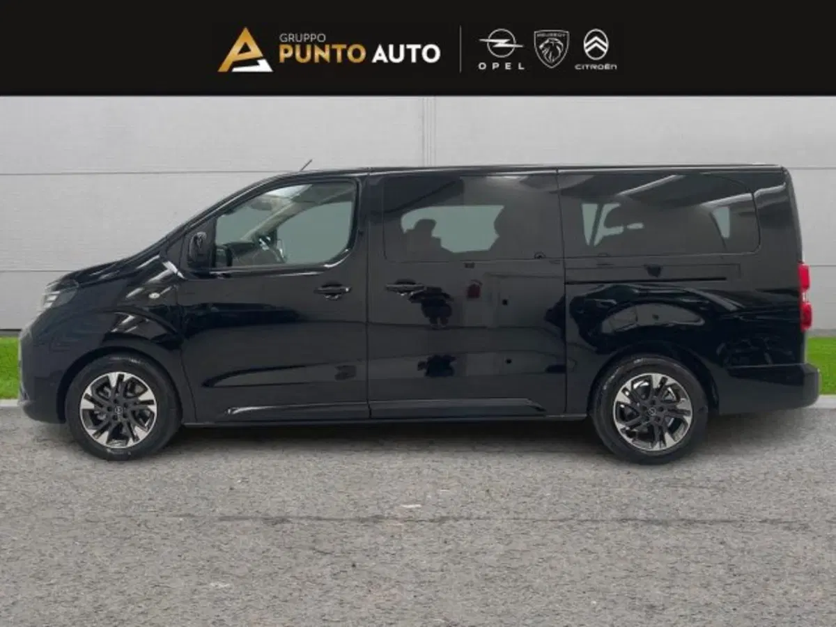 Opel Zafira Life nuova a Ancona (4)
