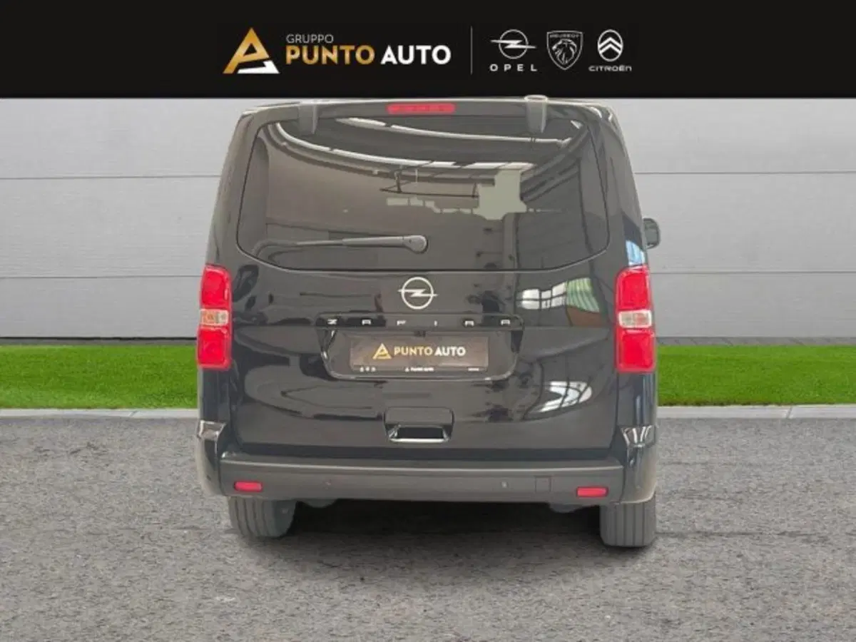 Opel Zafira Life nuova a Ancona (6)