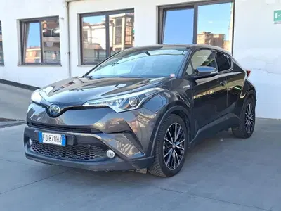 Toyota Toyota C-HR 1.8 Hybrid E-CVT Lounge del 2017 usata a Torino