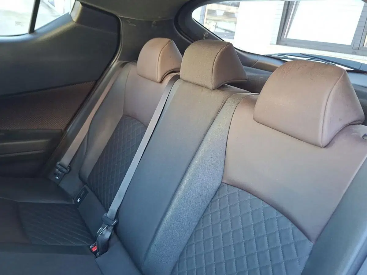 Toyota Toyota C-HR usata a Torino (11)
