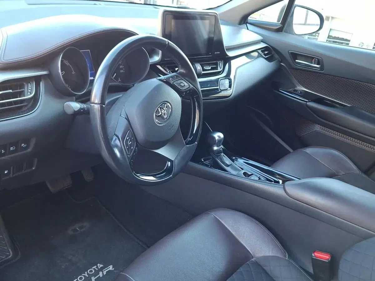 Toyota Toyota C-HR usata a Torino (7)
