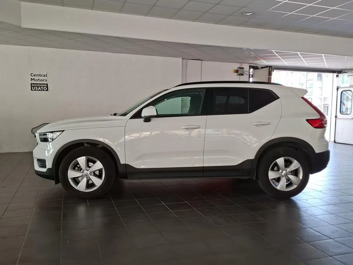 Volvo XC40 usata a Torino (2)
