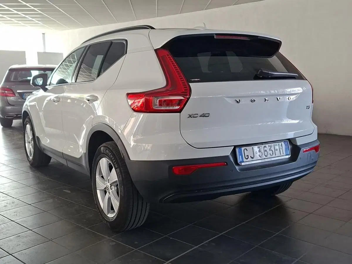 Volvo XC40 usata a Torino (4)
