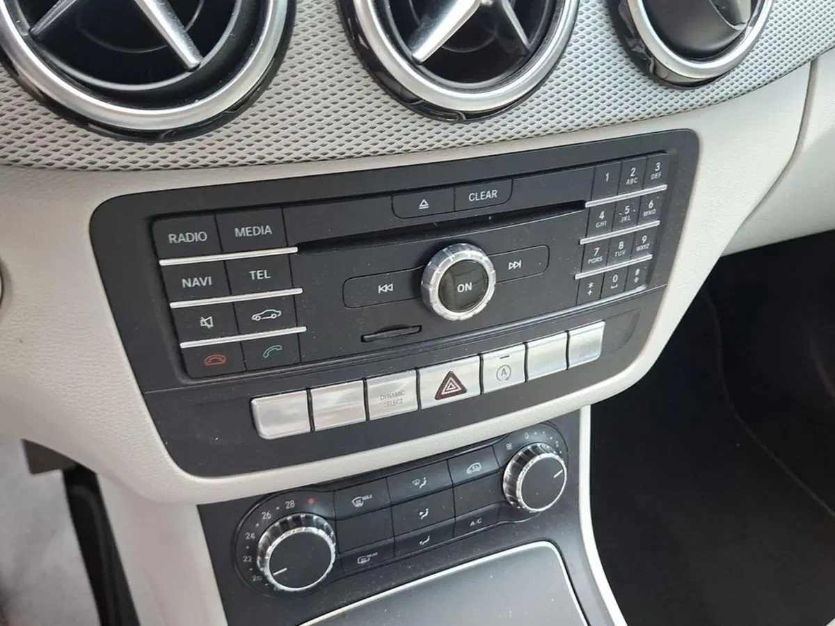 Mercedes-Benz Classe B usata a Torino (12)