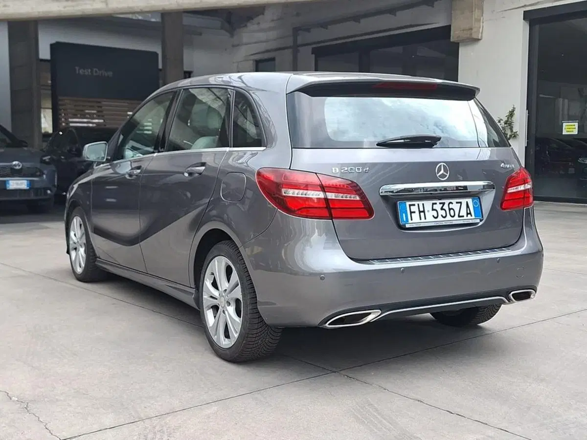 Mercedes-Benz Classe B usata a Torino (4)
