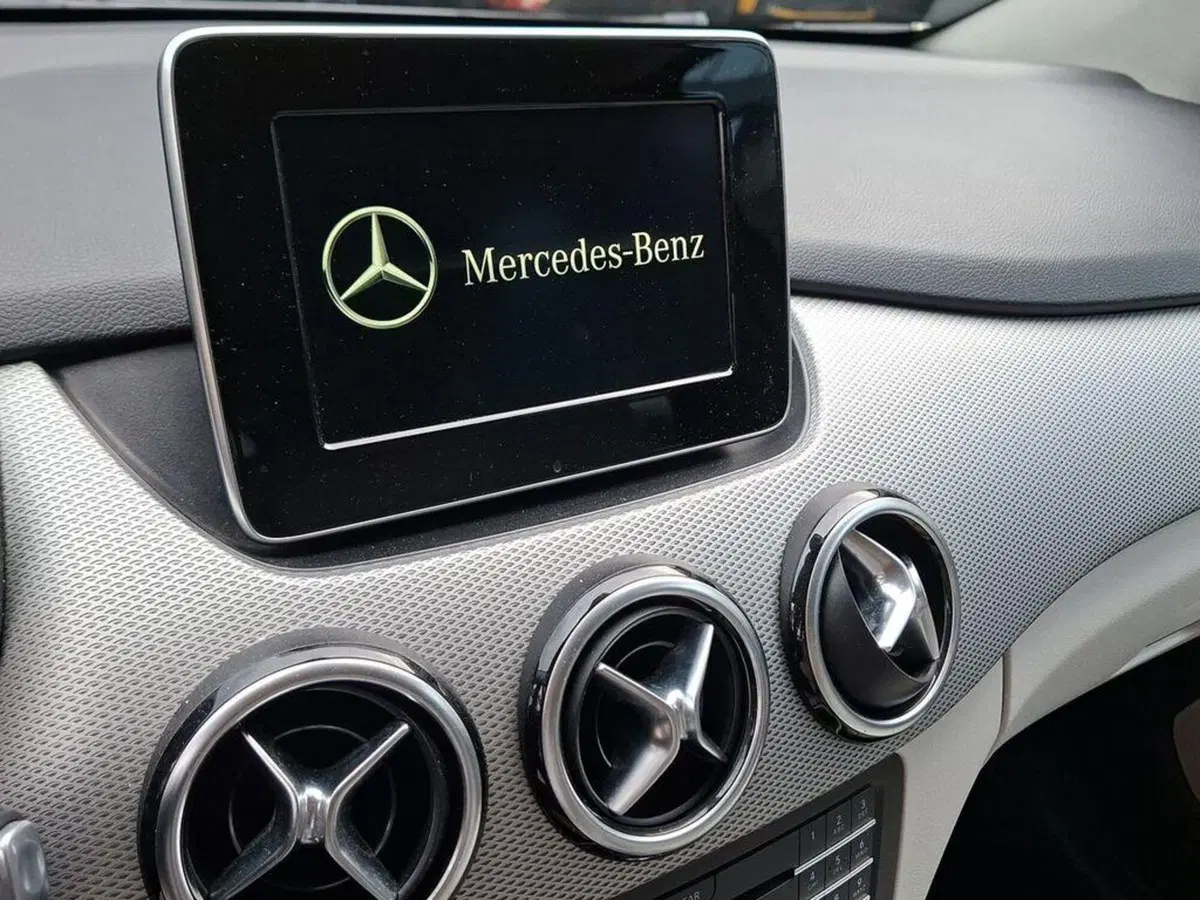 Mercedes-Benz Classe B usata a Torino (9)