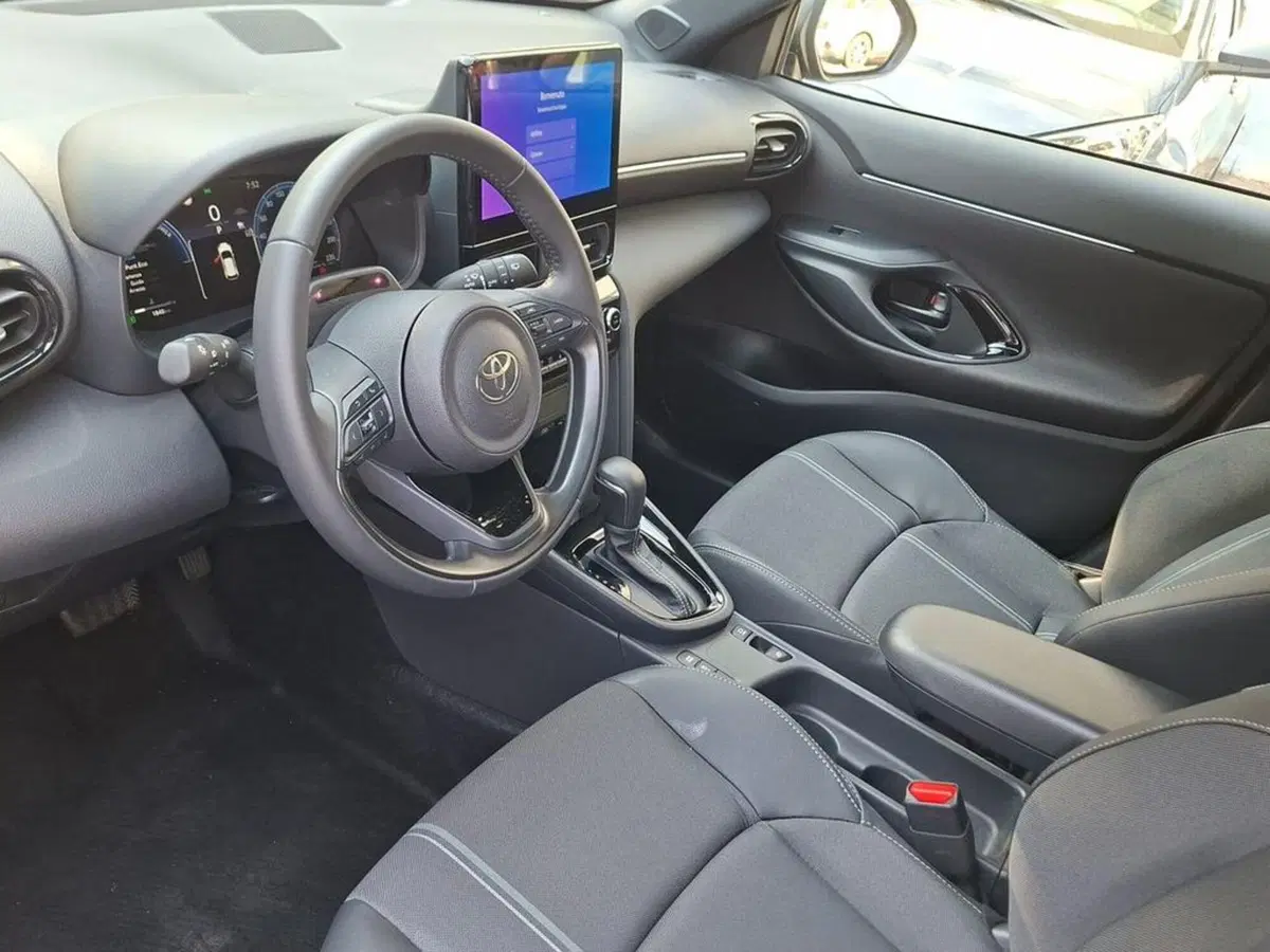 Toyota Yaris Cross usata a Torino (7)