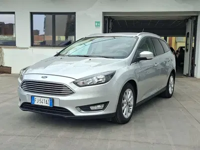 Ford Focus Station Wagon 1.5 TDCi 120 CV Start&amp;Stop SW Titanium del 2017 usata a Torino