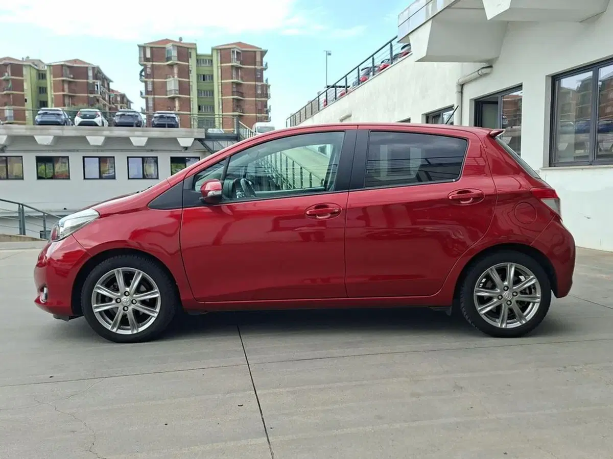 Toyota Yaris usata a Torino (2)