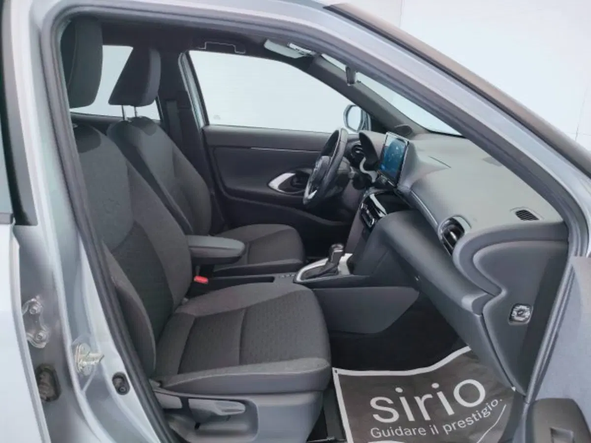 Toyota Yaris Cross usata a Teramo (15)