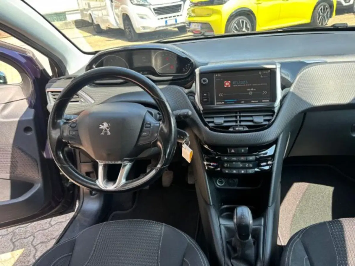 Peugeot 208 usata a Cuneo (10)