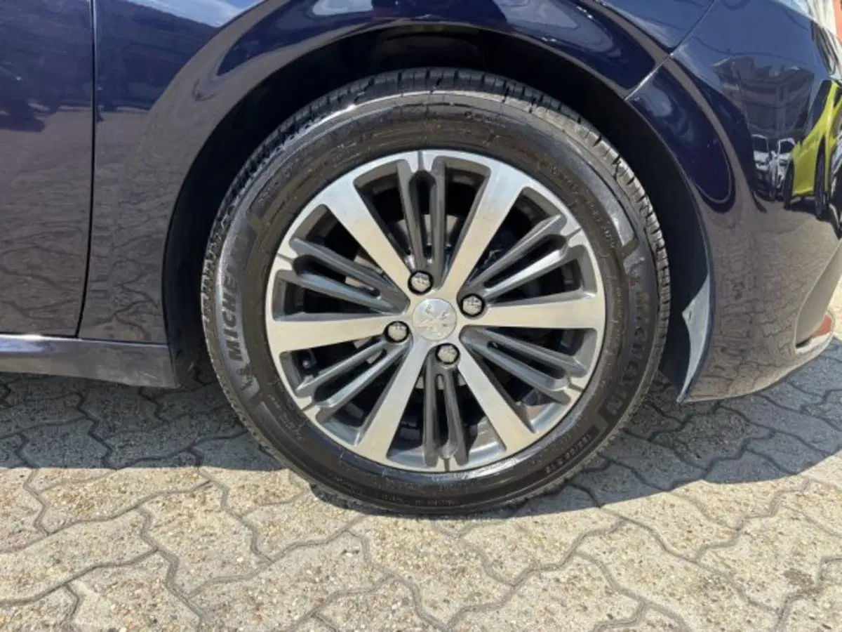 Peugeot 208 usata a Cuneo (6)