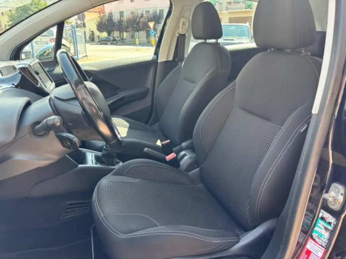 Peugeot 208 usata a Cuneo (7)