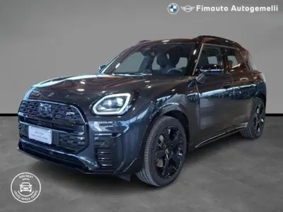 MINI Mini Countryman E JCW del 2026 usata a Verona