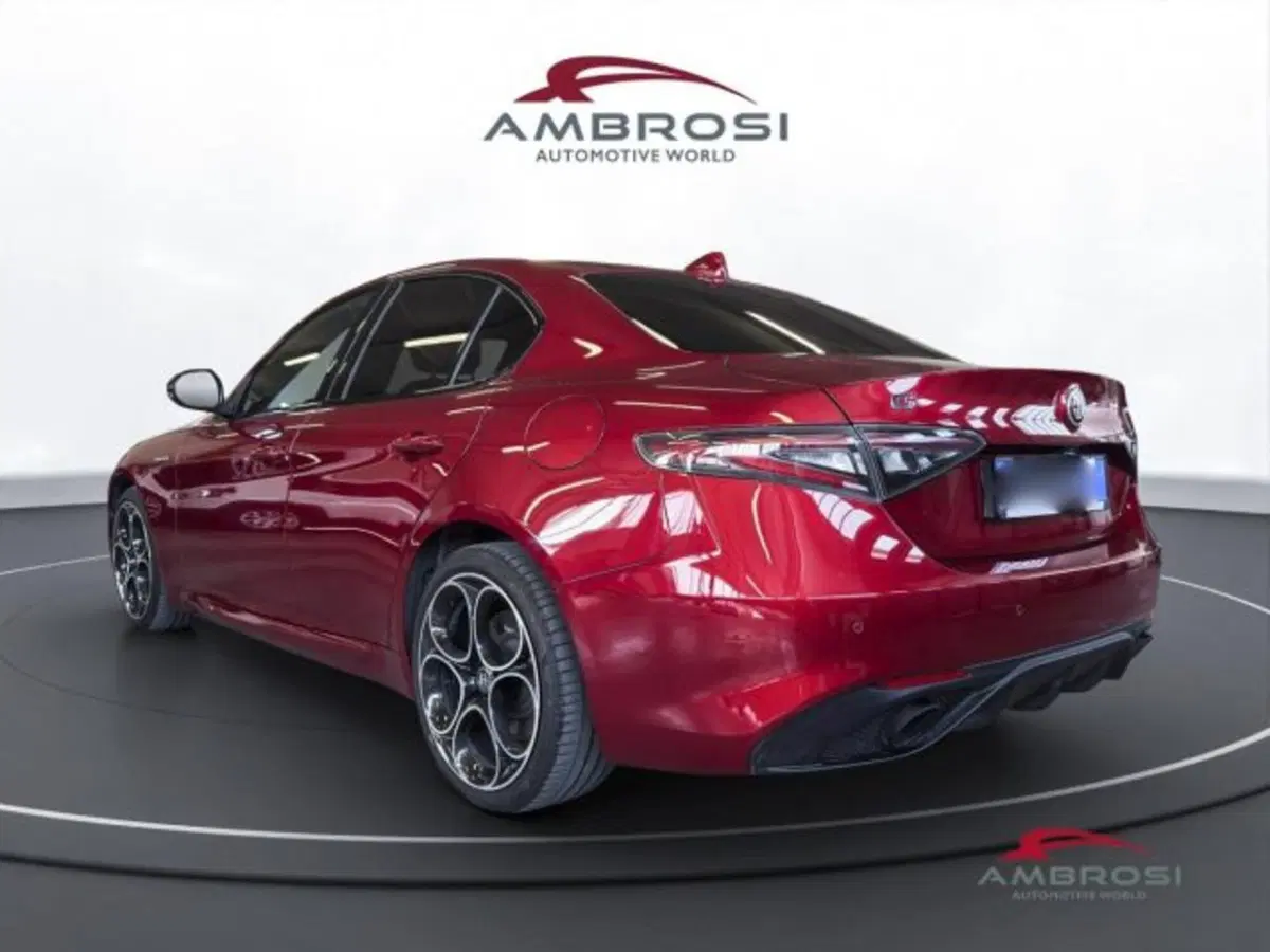 Alfa Romeo Giulia usata a Perugia (4)