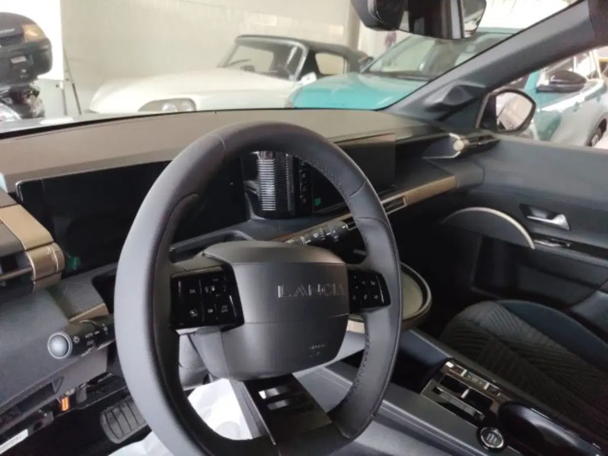 Lancia Ypsilon nuova a Forlì-Cesena (15)