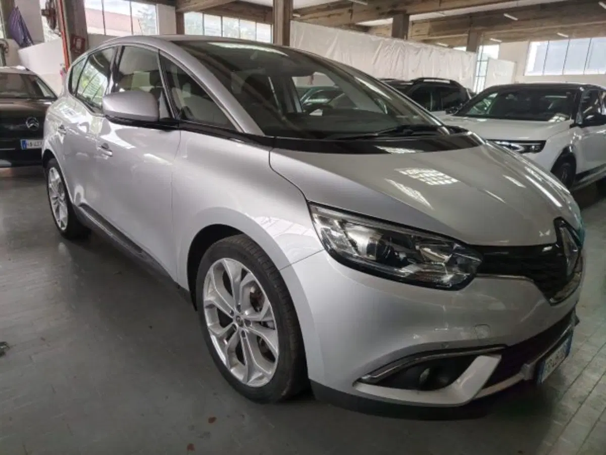 Renault Scenic E-Tech Electric usata a Forlì-Cesena (6)