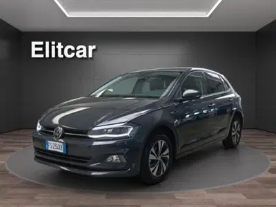 Volkswagen Polo 1.0 TSI 5p. Highline BlueMotion Technology del 2018 usata a Magenta