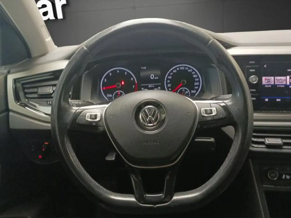 Volkswagen Polo usata a Milano (8)