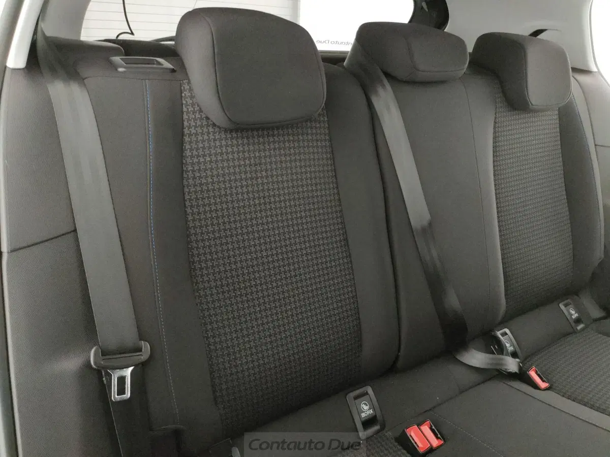 Peugeot 308 usata a Caserta (13)