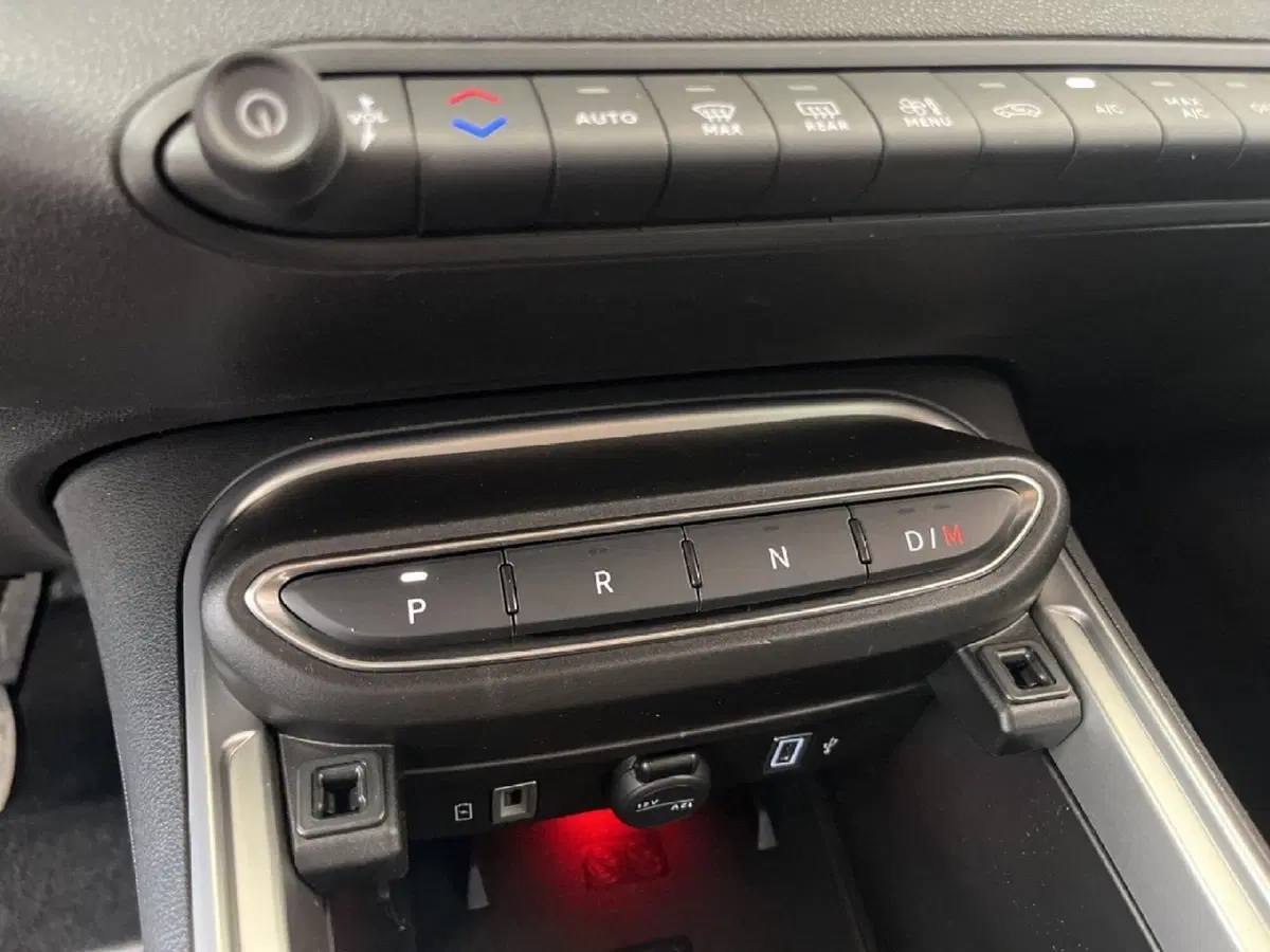 Jeep Avenger usata a Torino (13)