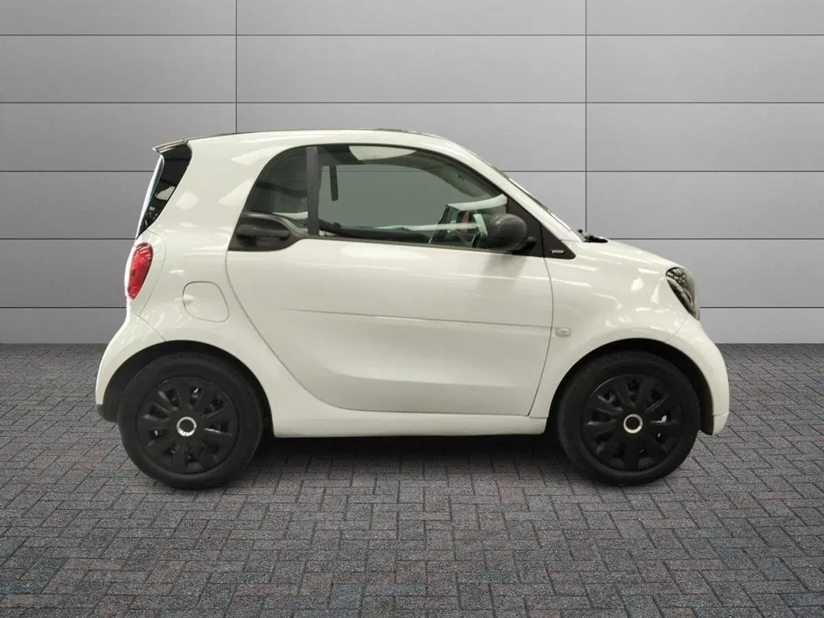 smart Fortwo usata a Roma (3)