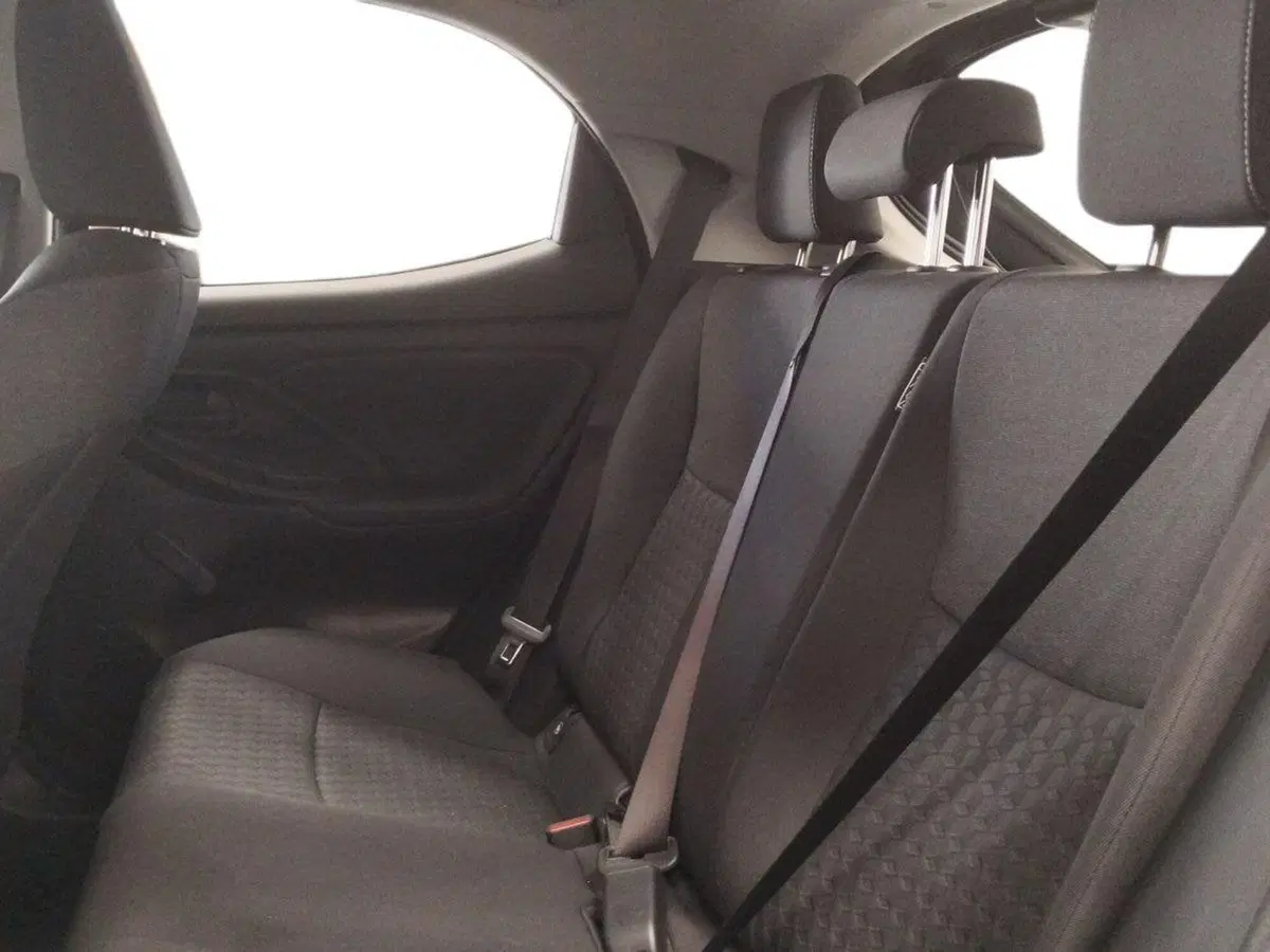 Toyota Yaris usata a Roma (10)