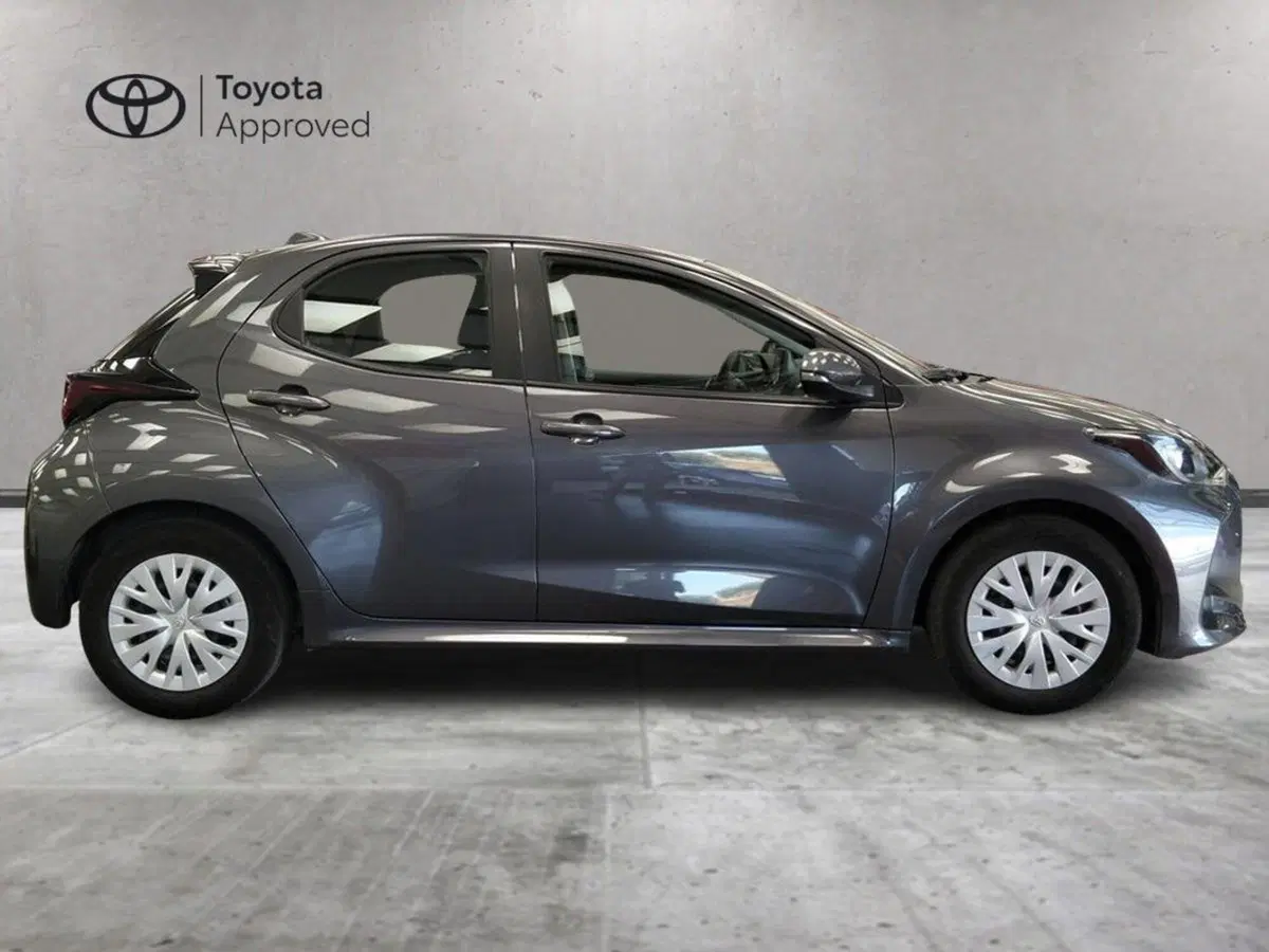 Toyota Yaris usata a Roma (4)