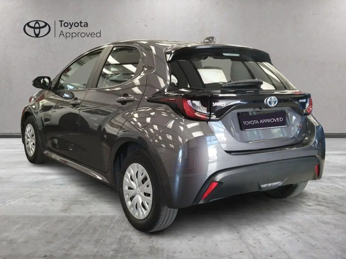 Toyota Yaris usata a Roma (5)