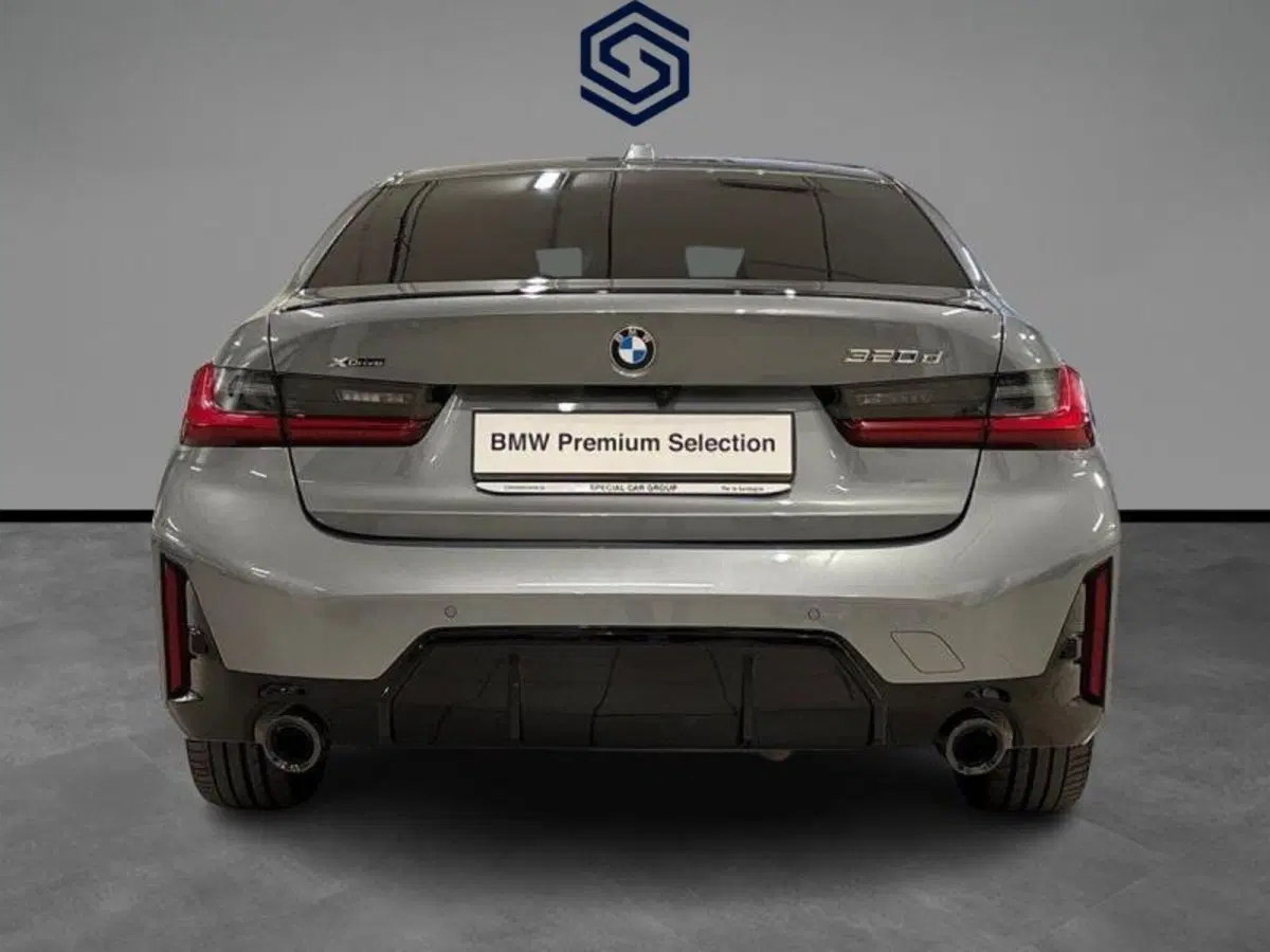 BMW Serie 3 usata a Cagliari (4)