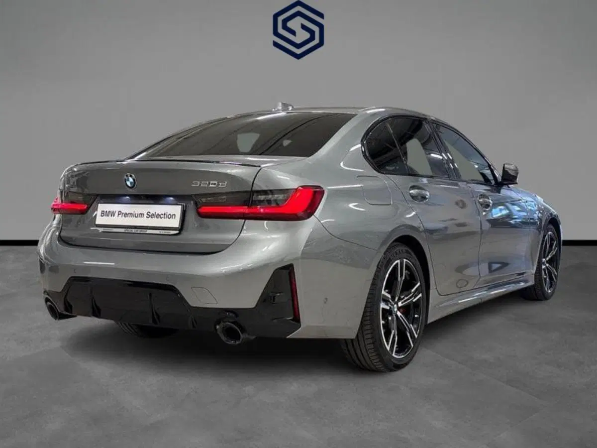 BMW Serie 3 usata a Cagliari (5)