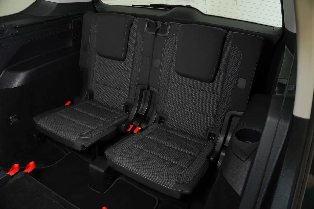 Volkswagen Touran usata a Perugia (11)