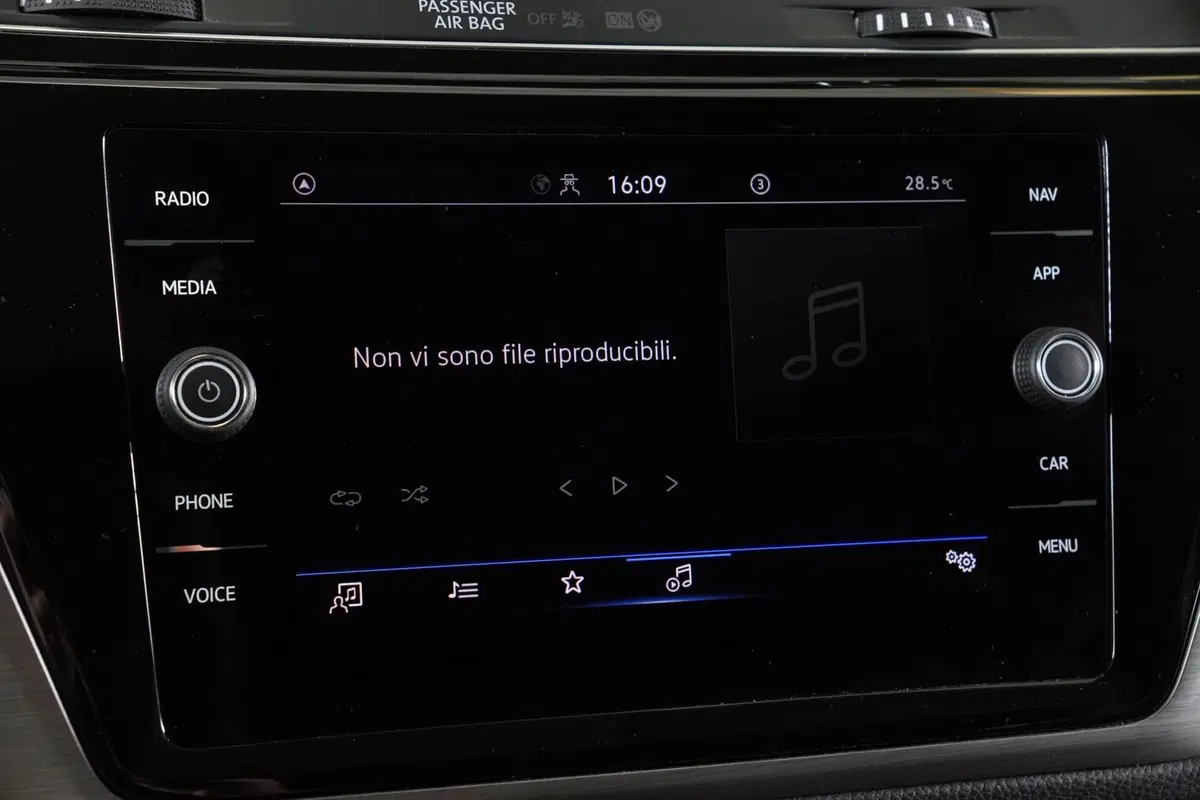 Volkswagen Touran usata a Perugia (19)