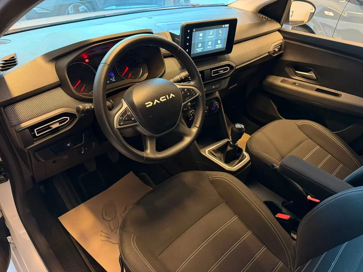 Dacia Sandero usata a Brescia (6)