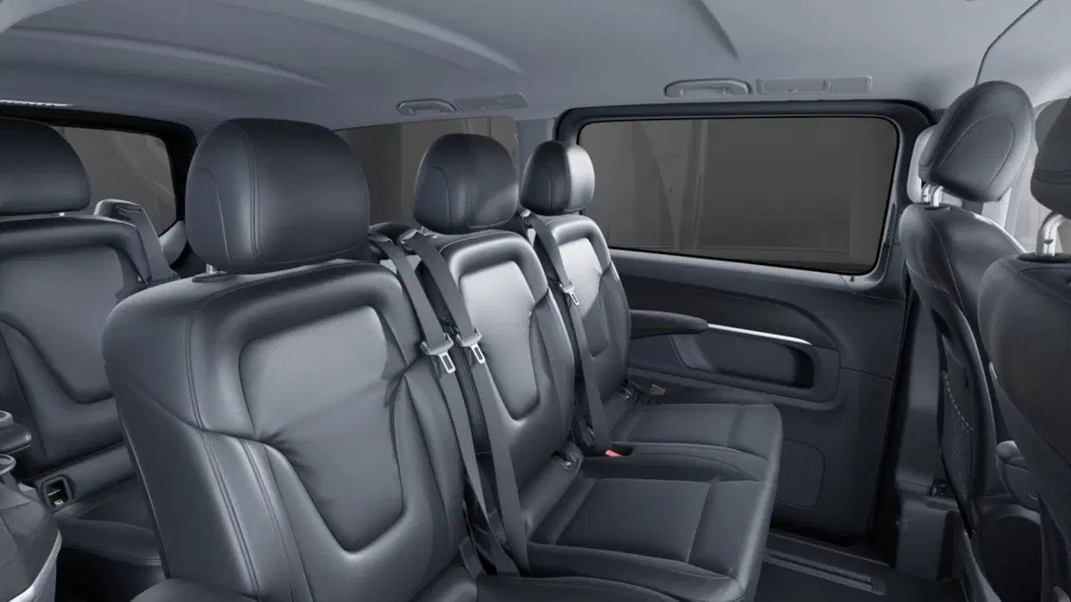 Mercedes-Benz Classe V nuova a Milano (6)