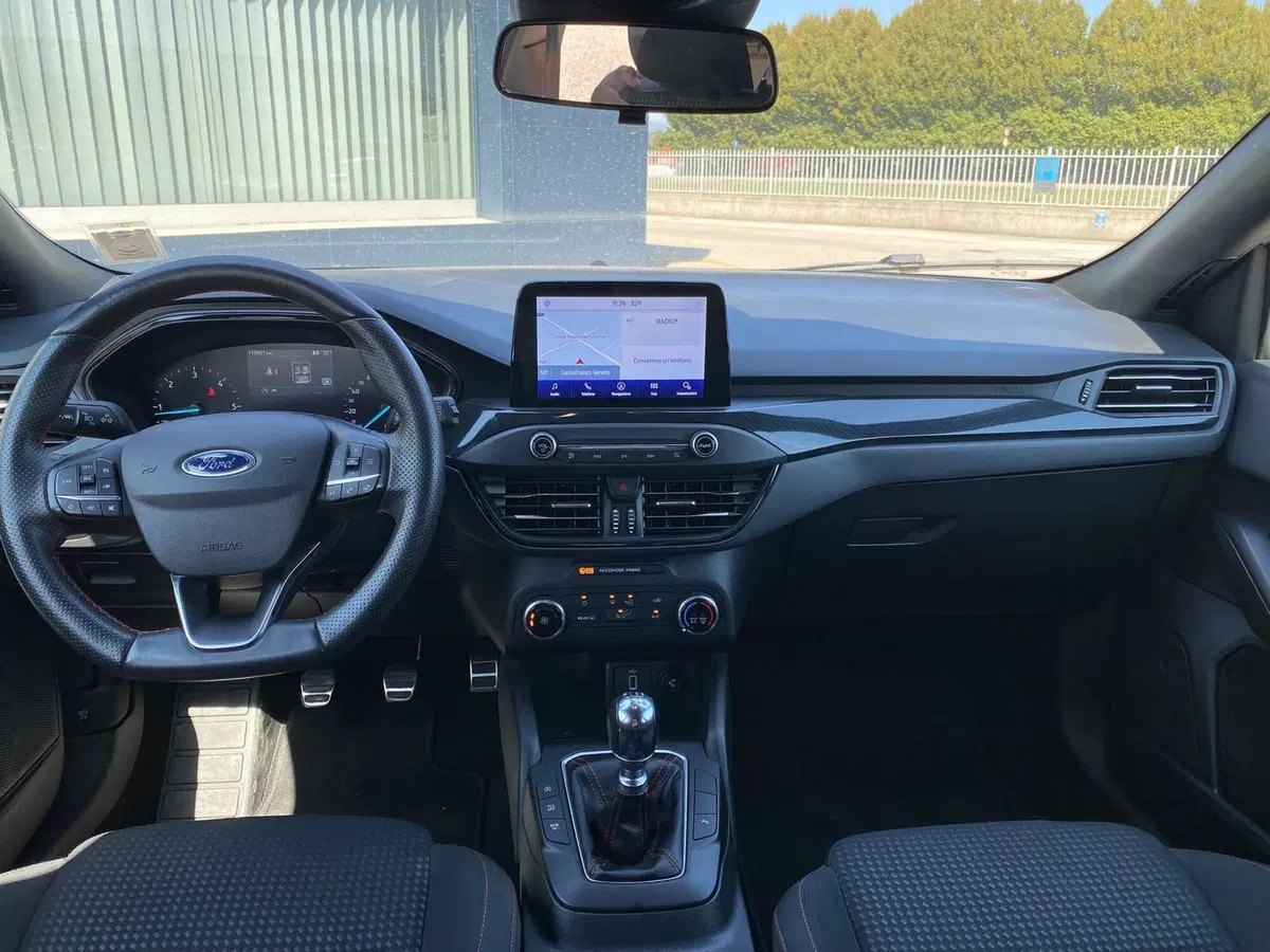 Ford Focus usata a Treviso (11)