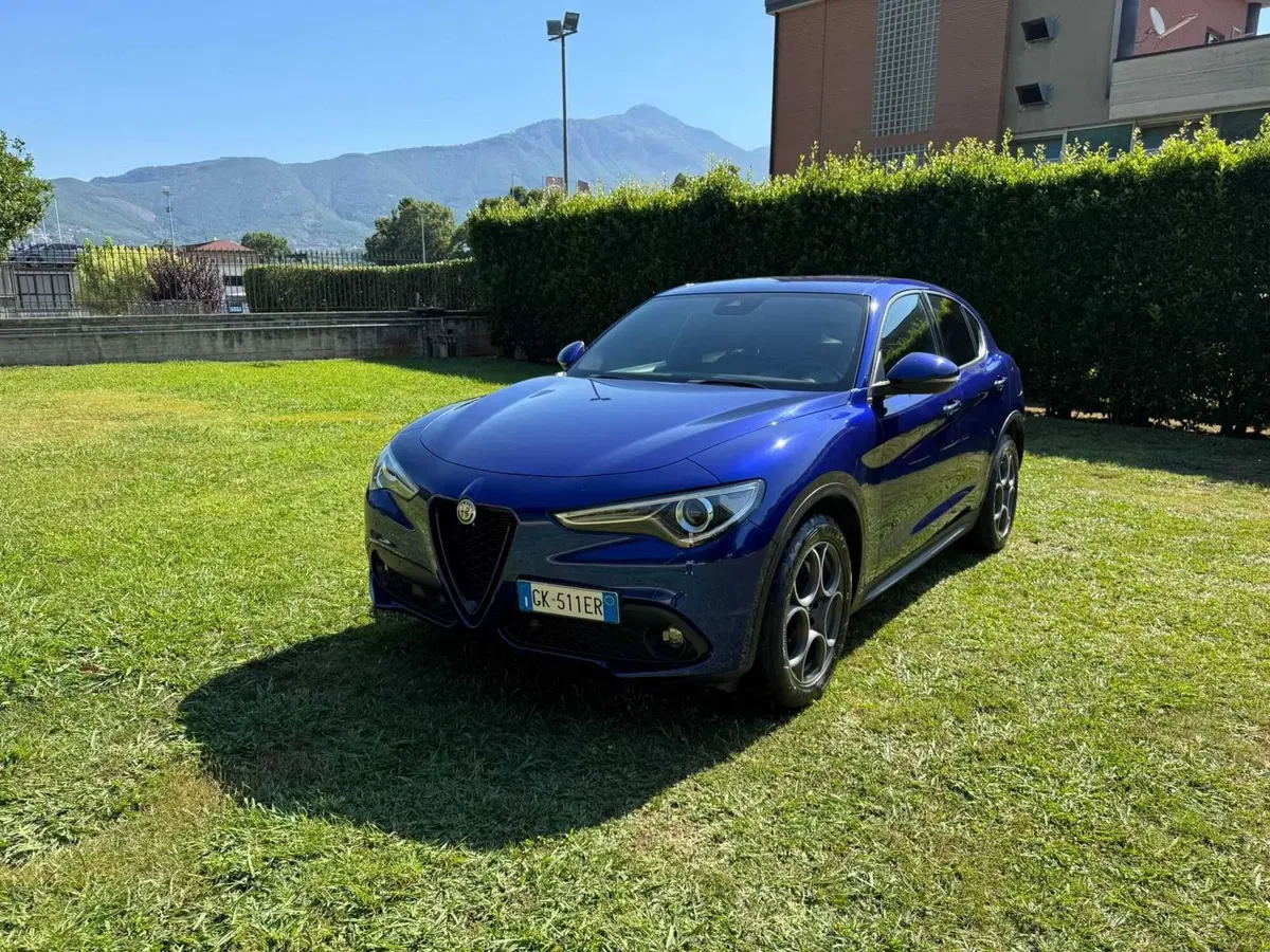 Alfa Romeo Stelvio usata a Salerno