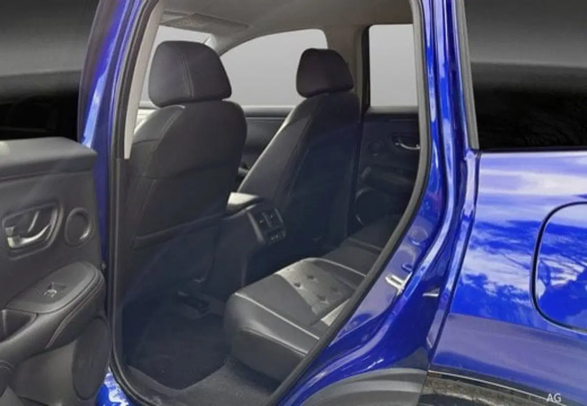 Honda ZR-V usata a Salerno (17)