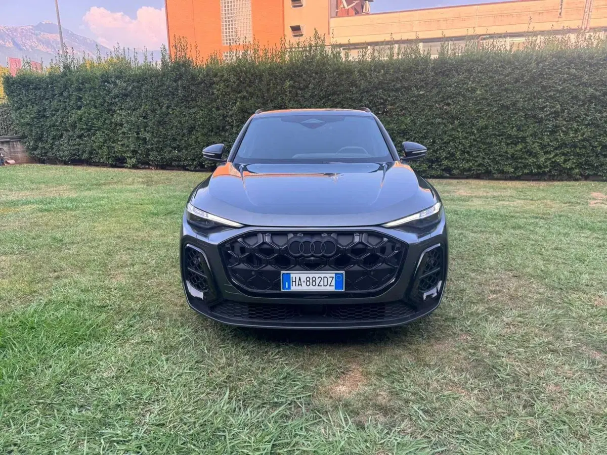Audi Q5 usata a Salerno (9)