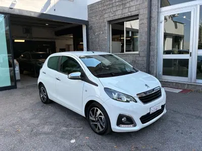 Peugeot 108 72 3 porte Allure del 2020 usata a Barlassina