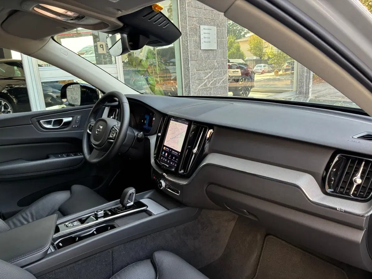 Volvo XC60 usata a Monza e Brianza (10)