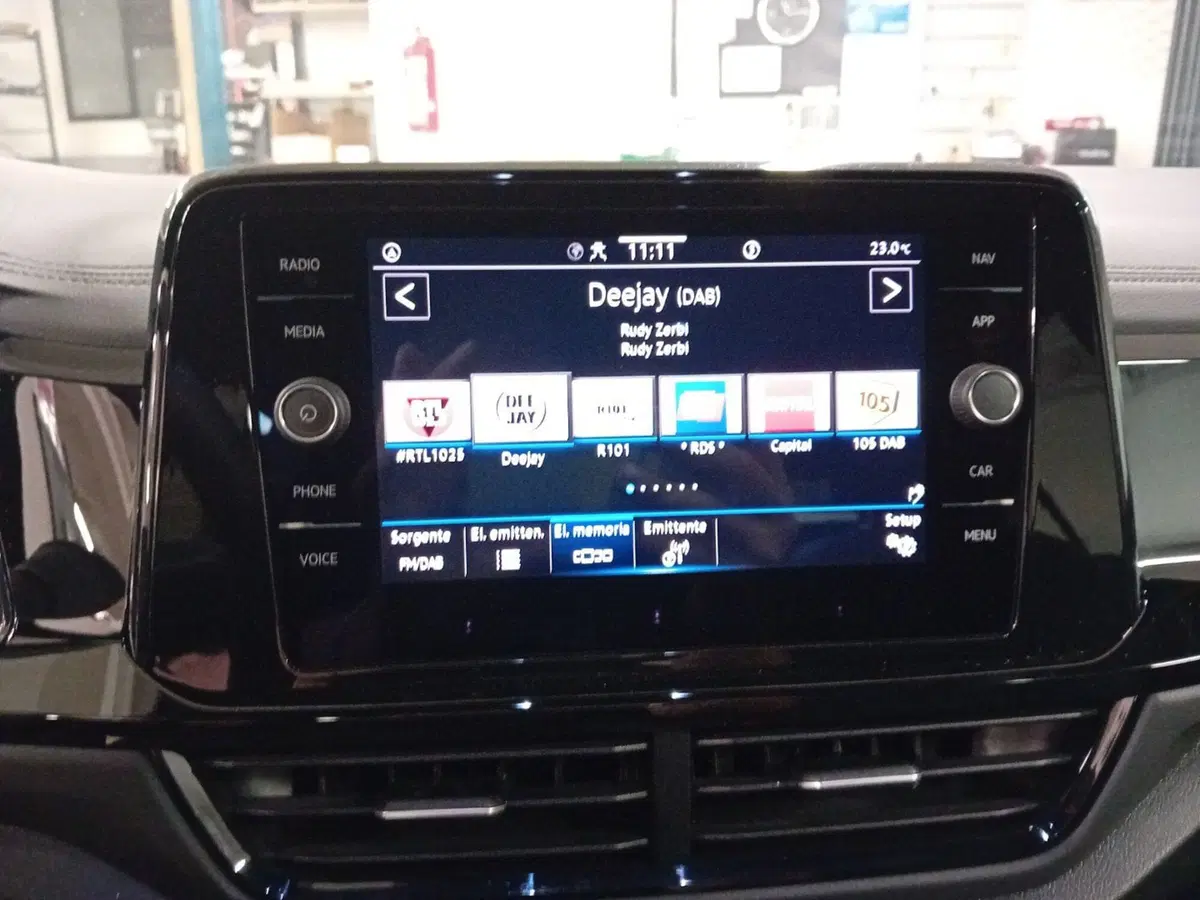 Volkswagen T-Roc usata a Vicenza (18)