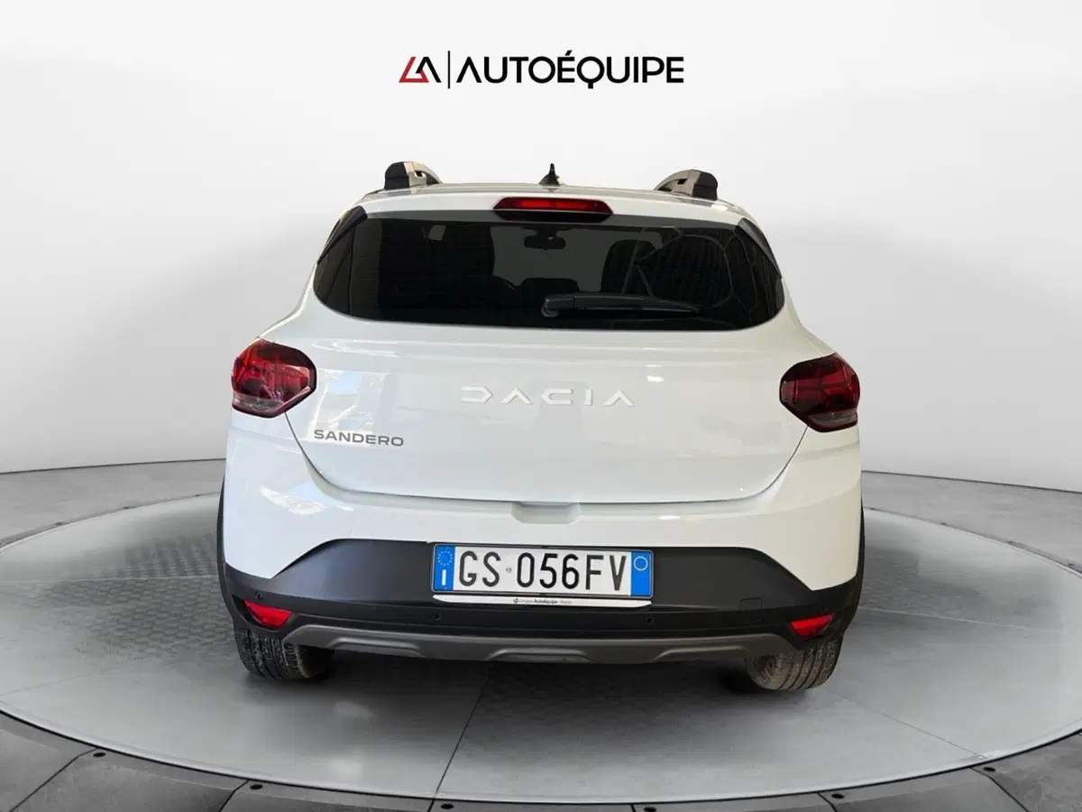 Dacia Sandero usata a Roma (4)
