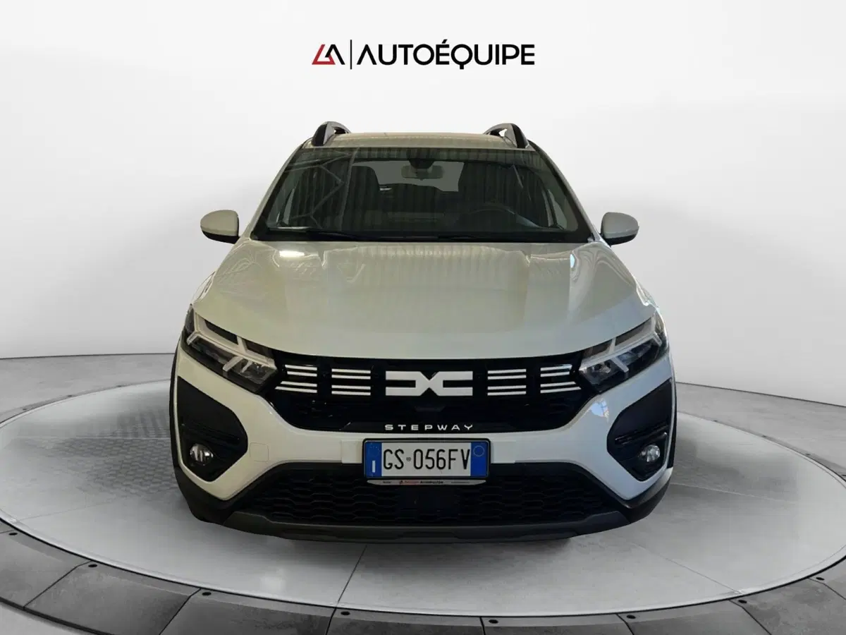 Dacia Sandero usata a Roma (8)